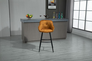Fola - Barska stolica Sherlockbar - curry