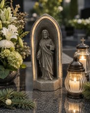 Figura Isusa u kapelici s LED rasvjetom - DED0002