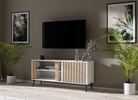 TV element Montreal